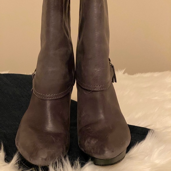 Previously Loved Gray Lambskin Distressed Leather Bootie - Picture 2 of 6